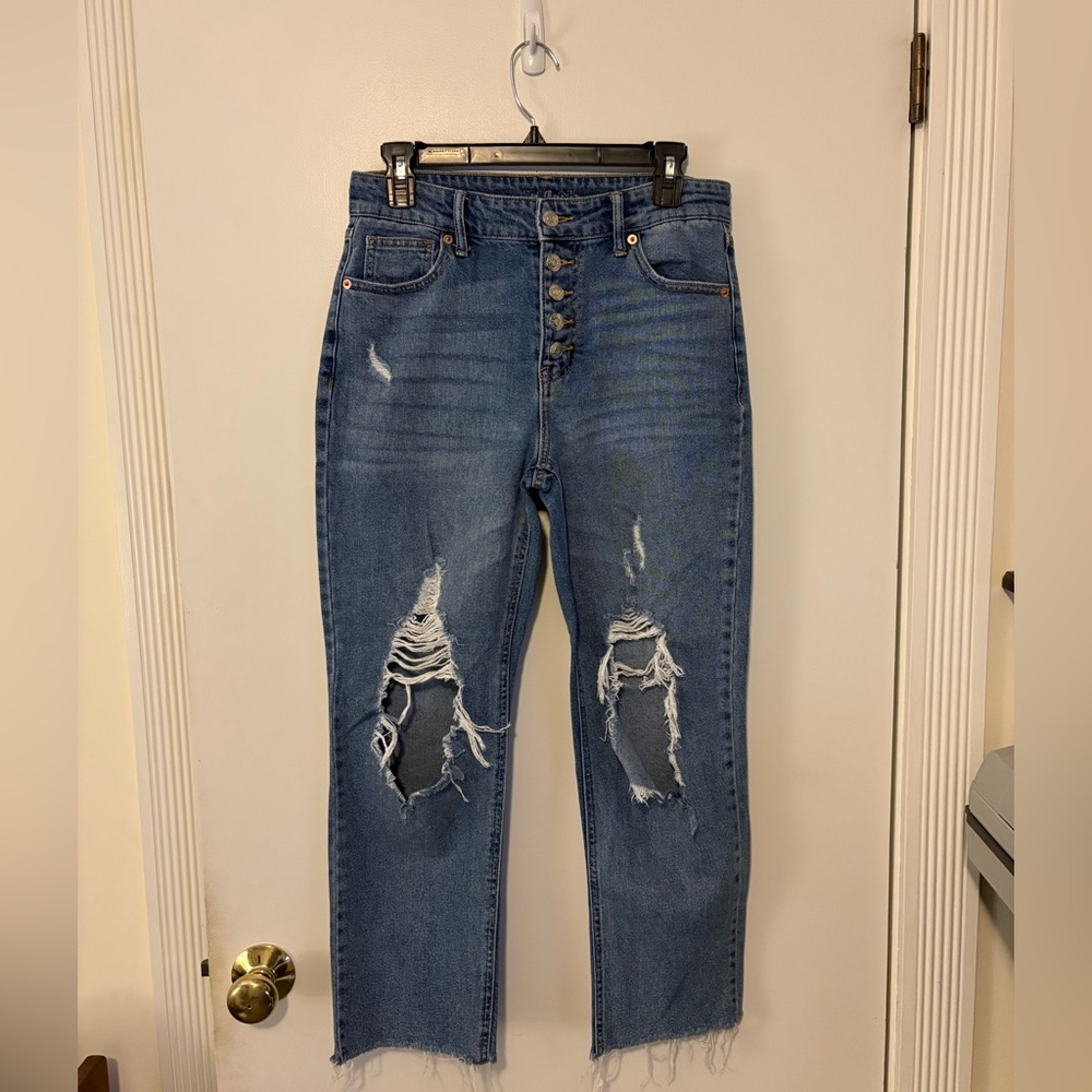 Wild Fable Women’s Blue Distressed Straight Leg Jeans with Rips